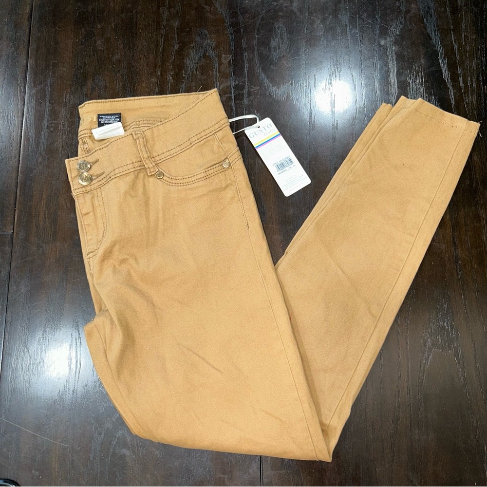 NWT khaki skinny pants by GUSTO sz 13/14